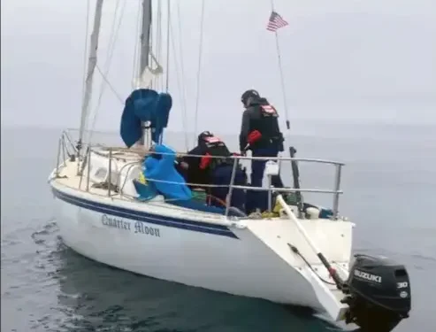 US Coast Guard Intercepts Sailboat with 16 Mexican Migrants Off California Coast